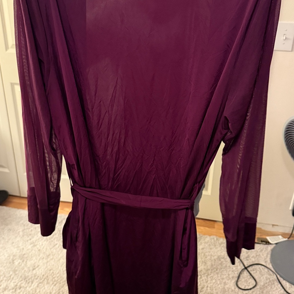 Soma Neglige w/ Matching Robe - Picture 9 of 9